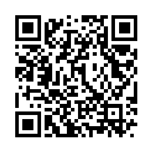 旁边的秀秀却悄悄的拽了一下她的袖子二维码生成