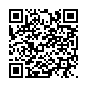 旁边突然又站起一个又高又瘦的年轻男人二维码生成
