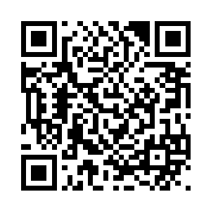 旋即以一个令人意想不到的角度飞扑而上二维码生成