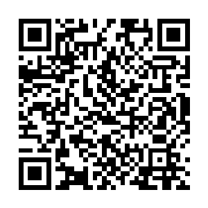 旋即又扫了眼英博勒小镇入口位置的雷林和达伦莱两人二维码生成