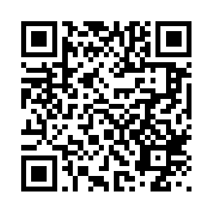 旋即对着图腾上方的几处依次按下二维码生成