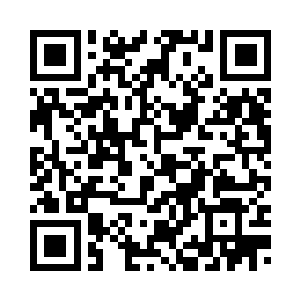 旗毁眯着眼盯着旗烙看了好一会儿二维码生成