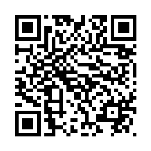 无尽之洋费劲地抹掉了脸上的血迹二维码生成