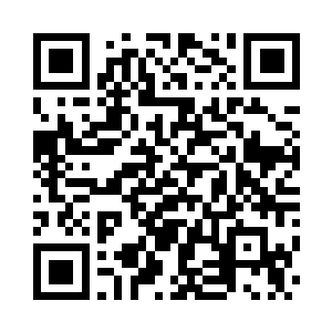 无心从白狐狸送来的褡裢中找到了一盒香烟二维码生成