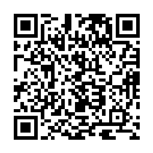 无敌的地方就死修练者可以直接从一个男的变成一个女的二维码生成