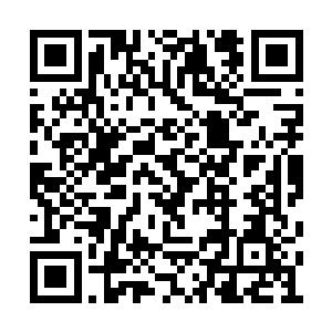 无数晶莹剔透却又支离破碎的星舰来到盘古宇宙二维码生成