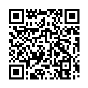 无数的羽箭向着那些绳索上滑动的人们而去二维码生成