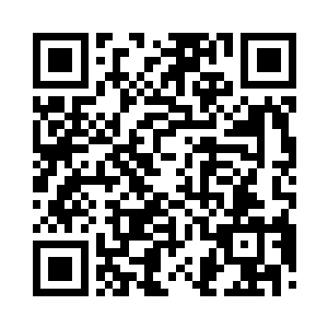 无数的骑士在浮空战堡的九个龙头中进进出出二维码生成