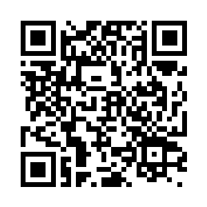 无数看热闹的人都远远的聚集在一起二维码生成