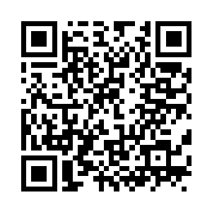 无数银白色光芒组成恐怖的银白色风团二维码生成