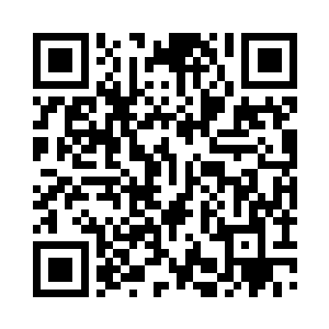 无比幽怨地盯着前面那位大叔坚定的背影二维码生成