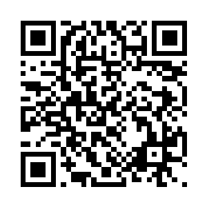 无论是场间的人们还是在远处观战的人们二维码生成