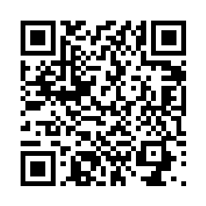 无边的恐惧从他的眼神之中流露出来二维码生成