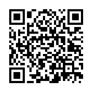 无需抬头她也能猜到他此时脸上表情二维码生成