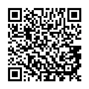 无非就是过来跟秦方购买那一项技术的……秦方刚到京城没两天二维码生成