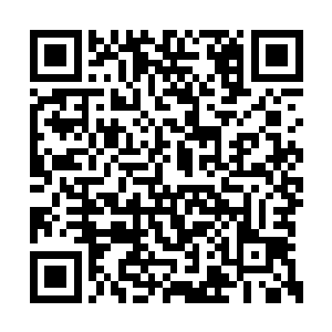 既然他占了她的便宜――虽然可能是被人设计的二维码生成