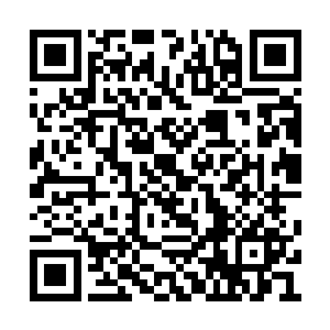 时下比较流行的美女身段不是个高腿长丰乳肥臀二维码生成