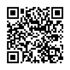 时不时伸长着脖子有些焦躁的寻找着什么二维码生成