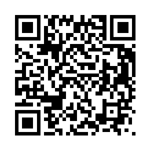 时常在季泽爵设计两人衣服的时候二维码生成