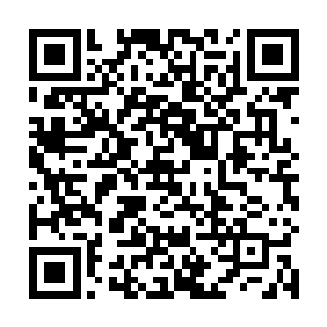 时间接近两个小时的电话最后是以邓铮手机没电告终的二维码生成
