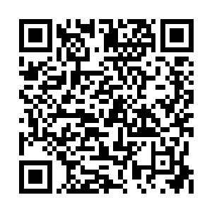 明显是没有想到李思辰这副模样居然会有邀请函二维码生成