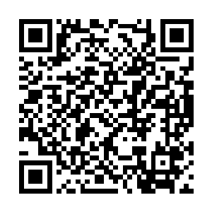 昏迷前那一瞬间发生的事立刻在脑海里闪现了出来二维码生成