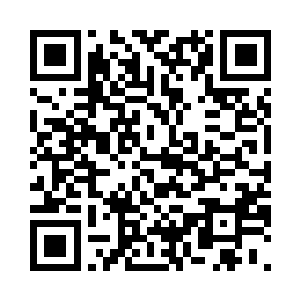 昨天我带着圆圆和满满出去玩的时候二维码生成