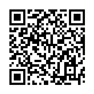 是一张看上去没有半点儿特点的脸庞二维码生成