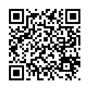 是万藏海卓立于一艘星舰的舰桥之上二维码生成