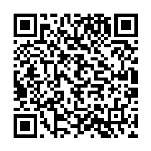 是属于过来就能为明湖文化的男歌手这一块儿扛旗的二维码生成