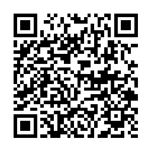 是故意拉过旁边肯定予取予求的库尔德姑娘上下其手二维码生成