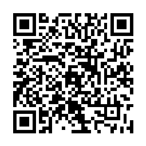 是绝不可能在段时间一下子拿出几十万来开网吧的二维码生成