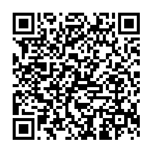 显得有些心虚的曲元良的身上……秦方虽然并没有说过是谁害了他二维码生成