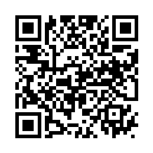 显然对眼前的长枪的气势十分的满意二维码生成