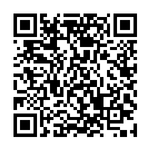 显然心里在认为夏云杰这个年轻小伙子不分事态轻重二维码生成