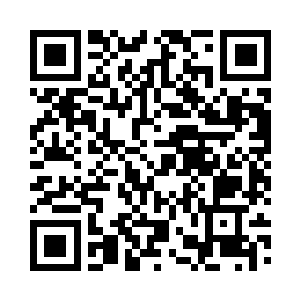 暴怒的男人的脚就没有从油门上移开过二维码生成