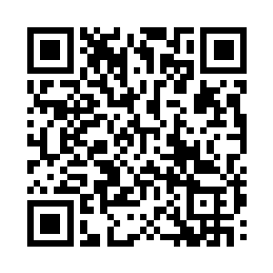 曲妈妈在云擎蹲下的瞬间就赶紧转过身去二维码生成