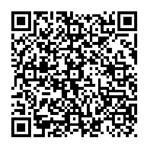 曲调一会高亢急促一会平缓柔和起伏不定听得我血气翻涌喉间一甜一口鲜血溢出了嘴角二维码生成