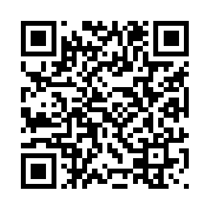 曲龙珺趴在床上将自己按在枕头里二维码生成