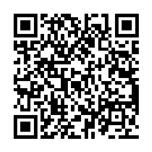 更不想说那些飘逸的风衣与劲暴的摇滚音乐有多么诱人二维码生成