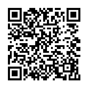 更不用说身边还有一个马扩有意无意的透露一点二维码生成