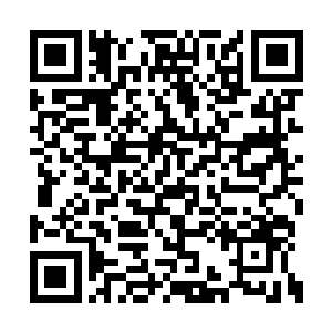 更何况在他看来林佳浔这个女人实在是心机很深二维码生成