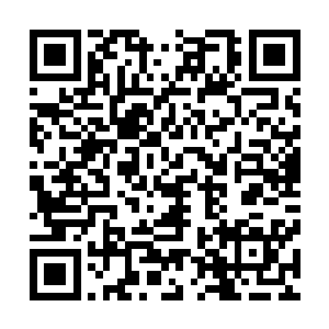 更加震惊的是她竟然像割布一样将尸体的肚子从胸口处割开二维码生成