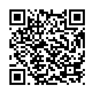 曹同浦安慰一样拍了拍岳恒的肩膀二维码生成