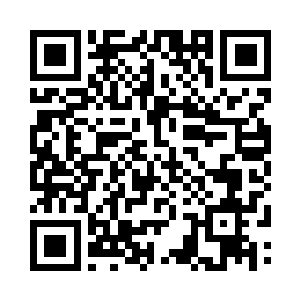 曾劝阻过羊开的那名老者站在那里沉默不语二维码生成