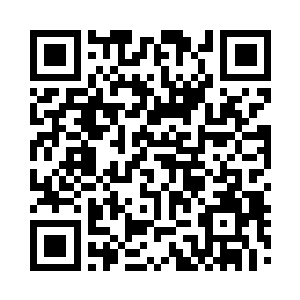 曾郭勇毅然决然地将自己的右臂猛然震断而去二维码生成