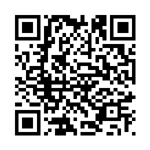 最前面的一个正是方才开口的老邢二维码生成