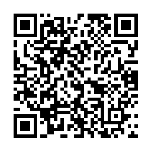 最后使用了天穹禁制将周天宇宙剩下的地方笼罩了起来二维码生成