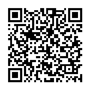 最后到那个趴在地上的俄罗斯人身上摸了几下之后二维码生成