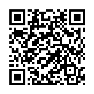 最后整个身躯撞在前方五百米处的一座山峰上二维码生成